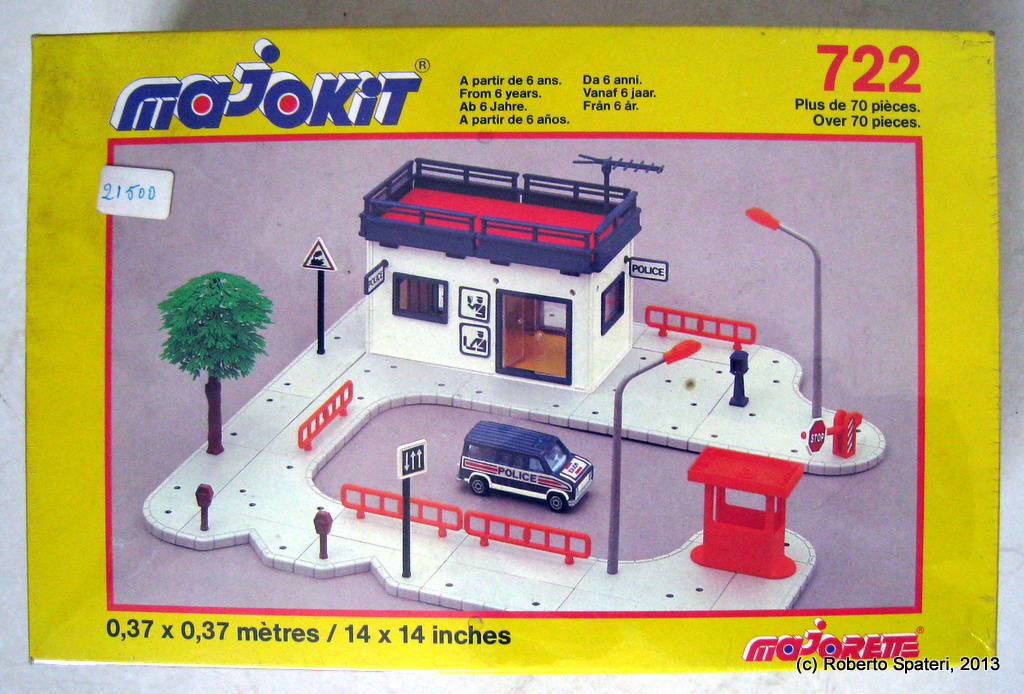Majorette  Police Station (n.Kit-0722)